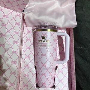 LoveShack Fancy Holiday “Baby Bow Pink Peppermint” Stanley 30OZ